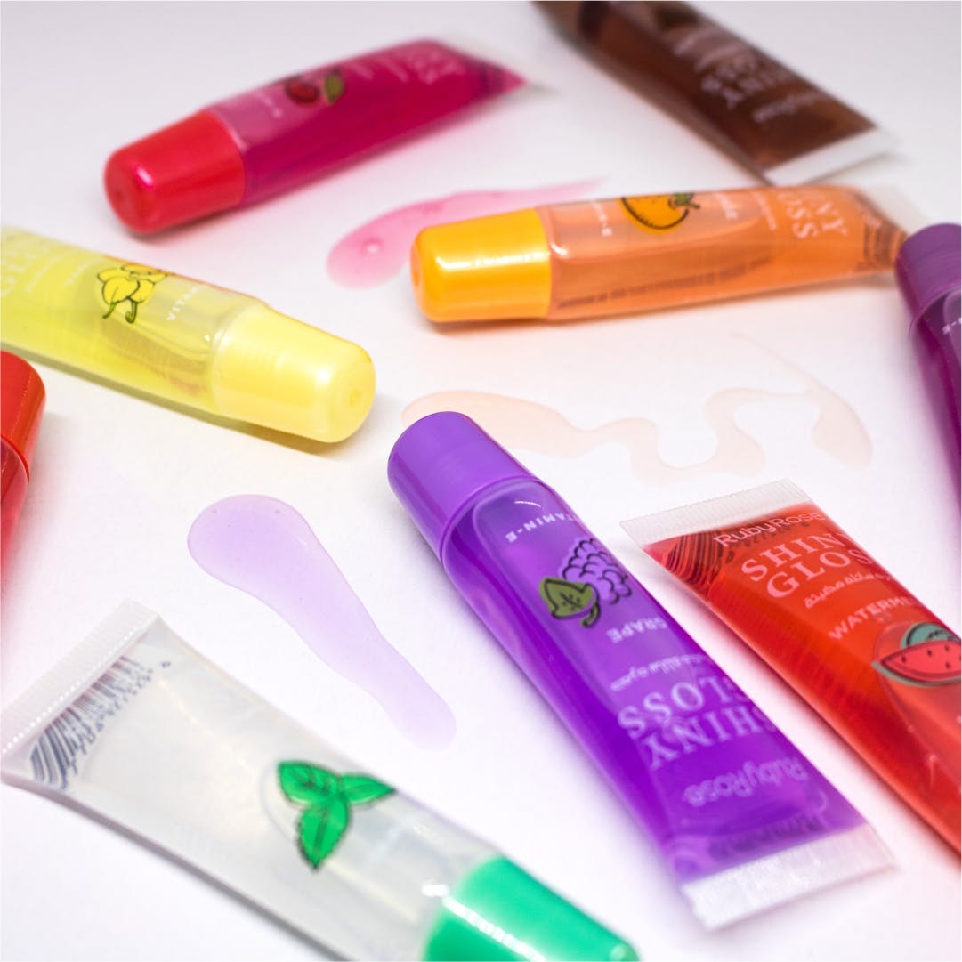 Ruby Rose Shiny Balm Cherry š