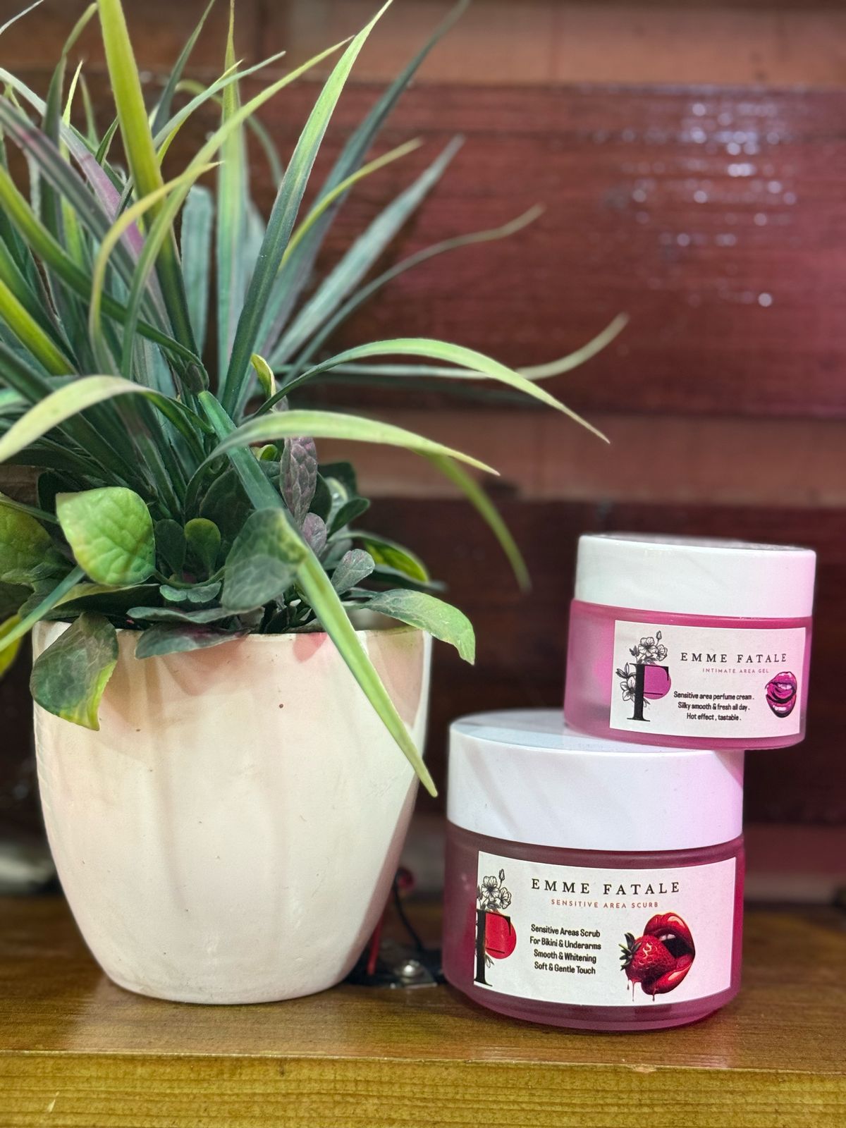 Femme Fatale Strawberry 🍓 Scrub For Sensitive Areas & Underarms