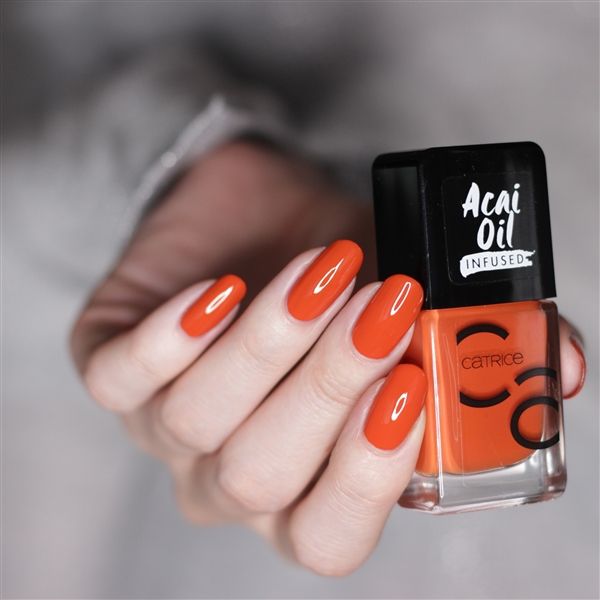 Catrice ICONails Gel Lacquer Acai Oil Infused 83 Orange Is The New Black 10.5ml