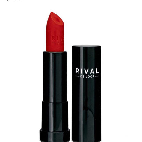 Rival De Loop Matte Lipstick 04