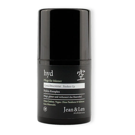 Jean & Len Hyd Care for Men Face cream. Freshen Up Hydro complex Nourishes, smoothes and improves the skin's texture. No fuss. Vegan. Without parabens & silicones. No mineral oil.