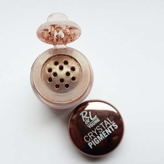 RL De Young Crystal Pigments 02 Desert Island