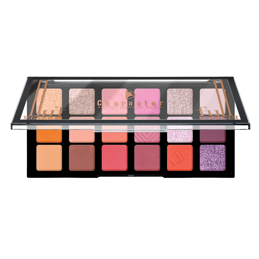 Character 18 Color Eyeshadow Palette Romantic Haze - CFC001