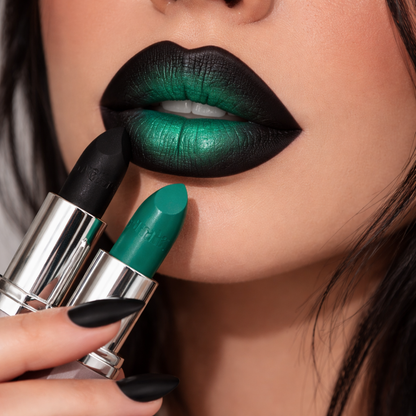 Shaka 113 Emerald Green( Mix & Transform Lipstick )