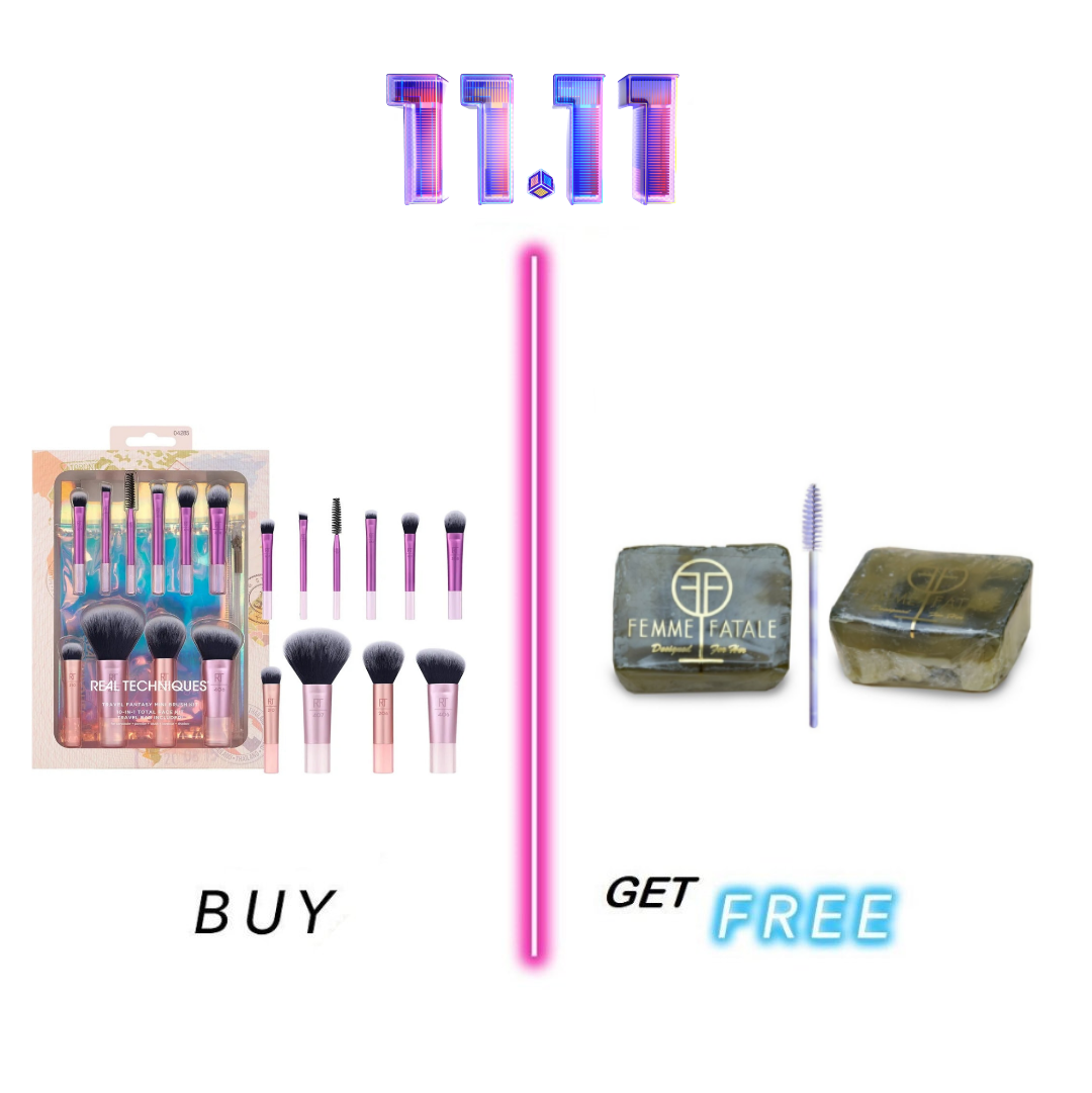 Real Techniques Travel Fantasy Makeup Brushes Set for Eyeshadow, Highlight, Contour, Powder and Concealer, Mini Size Travel Brushes and Makeup Bag, Synthetic Bristles, 11 Piece Set