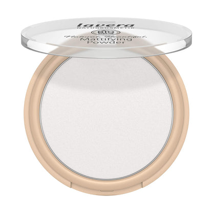 Lavera Mattifying Compact Powder ( بودر بدون لون )